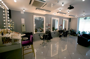 освещение салоне красоты